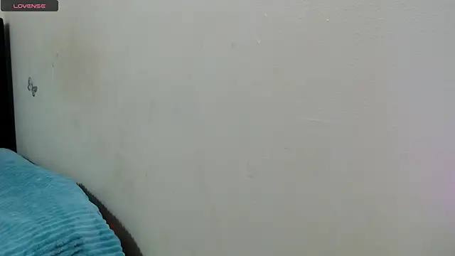 LUCYXS1 online show from June 18, 11:59 am