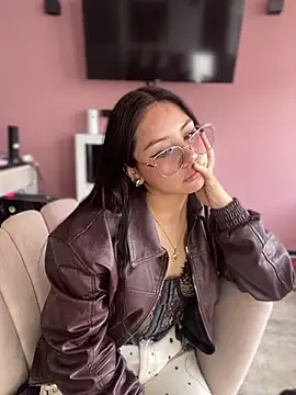 CelesteBlack Pink online show from May 4, 1:37 pm