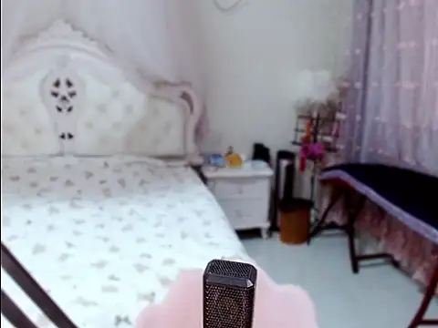 Amy-cnbaby online show from July 2, 1:49 am