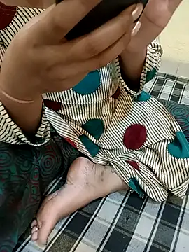 Seema yadav01 online show from July 15, 10:42 am