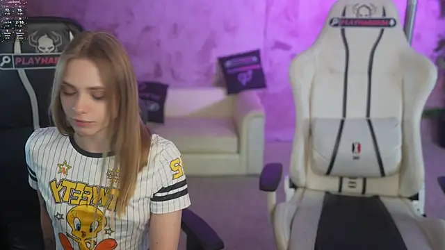 Melissa kiss054 online show from May 11, 2:41 pm