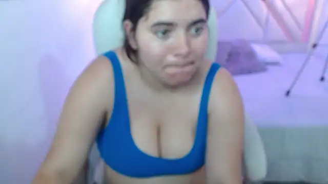 Laurha  online show from July 23, 7:33 pm