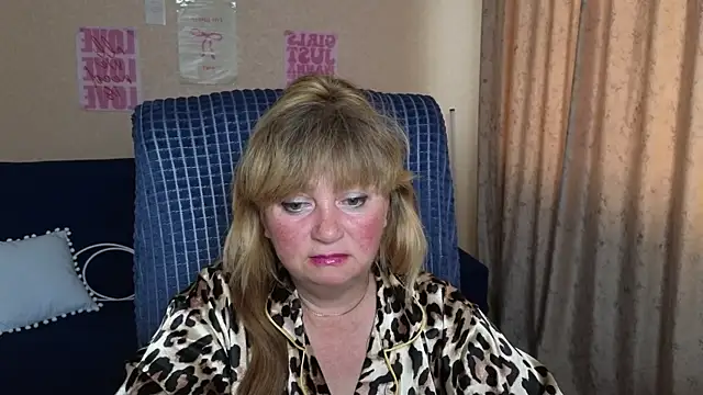 Melania Cook online show from June 2, 1:34 pm