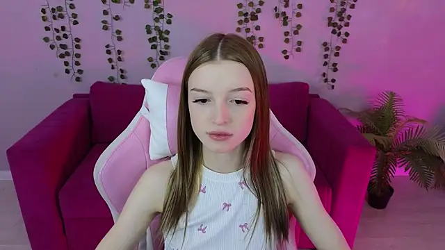 Eva Th0mpson online show from June 8, 1:01 am
