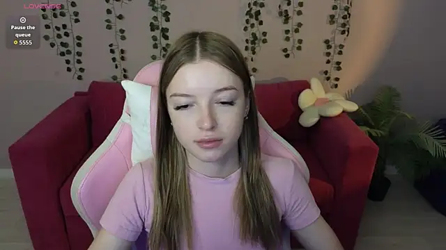 Eva Th0mpson online show from July 7, 12:57 am