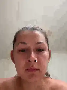Baybeecakes online show from May 8, 3:32 am