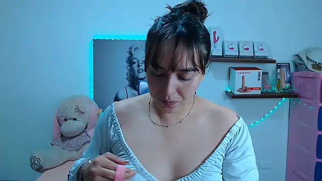 anyela bubble18 online show from August 8, 2:52 am