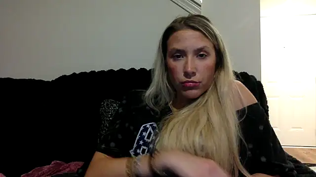 Misss alyssaaa online show from May 12, 1:03 am