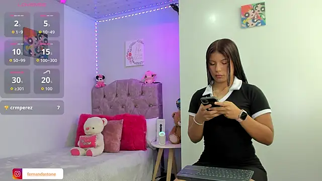 FernandaHils online show from July 28, 7:39 pm
