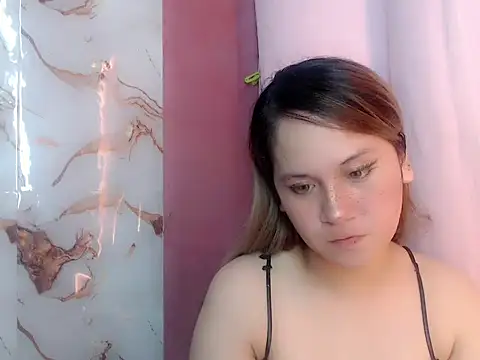 Cafe Lolla143 online show from May 20, 7:49 am