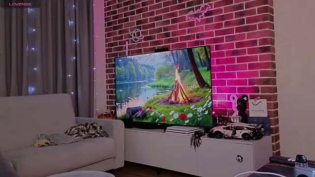 Jean Willson online show from June 27, 5:41 pm