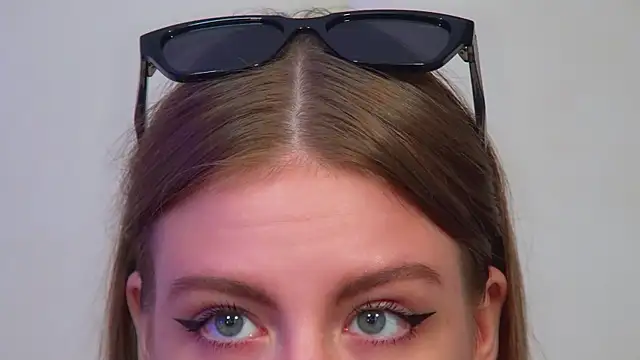 SofiaSarvains online show from August 6, 6:48 pm