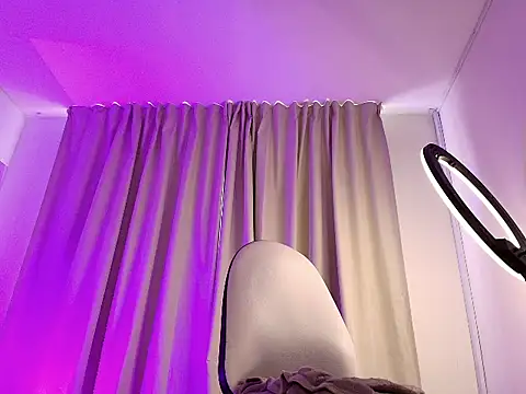 mariana owen online show from May 14, 4:35 pm