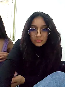 babyangel2002 online show from May 11, 7:33 pm