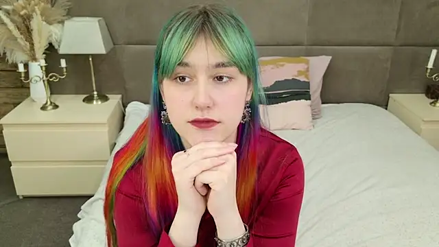 elsie fleur online show from May 5, 6:38 am