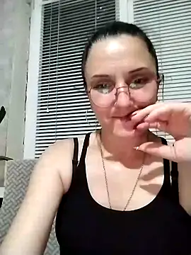 MillaMia45 online show from May 12, 7:53 pm