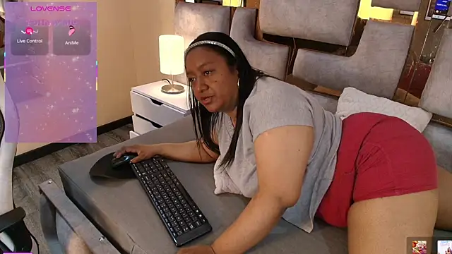 Rachell Carter online show from May 14, 4:07 am