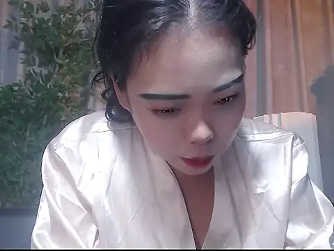 tutu13145 online show from May 12, 4:24 pm