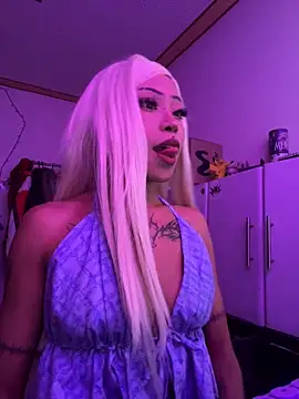 suky fox online show from May 20, 8:06 pm