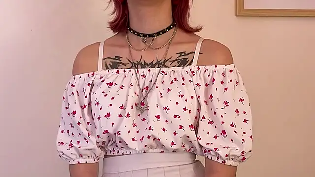 Cruela Bena online show from May 13, 4:02 pm