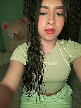 juli 06 online show from May 11, 11:57 pm
