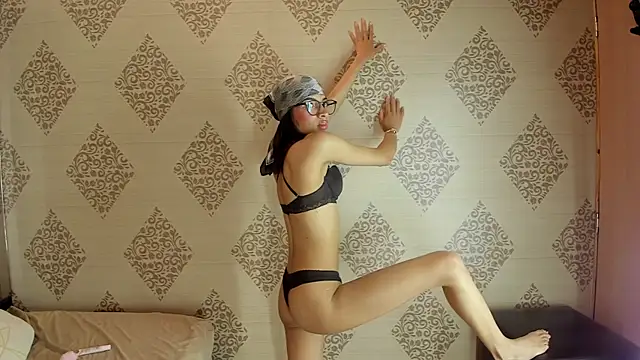 Violett Carter online show from May 30, 4:26 pm