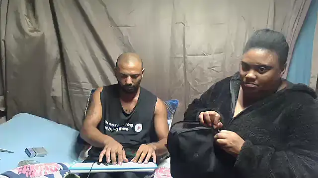 Camodick online show from April 18, 10:42 pm