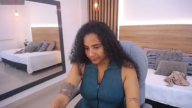 alexa forbes  online show from May 13, 2:17 am