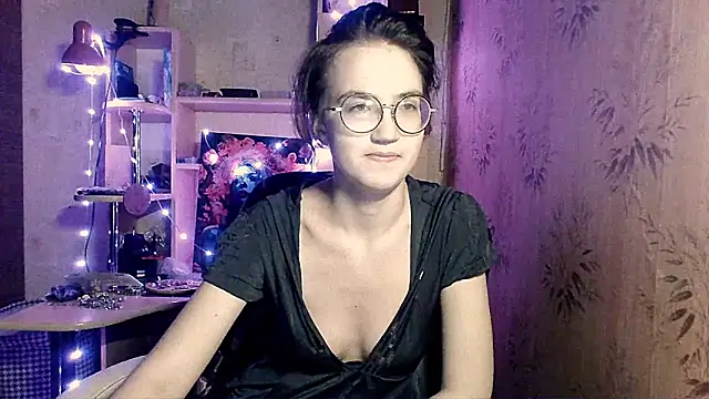 Alessa Kiss online show from May 14, 6:03 pm