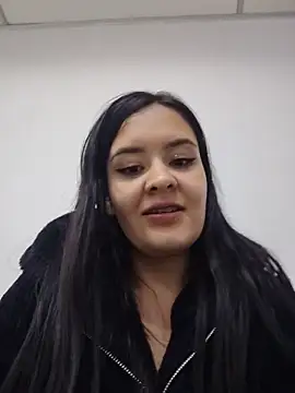 HollyMoon  online show from June 11, 3:58 am