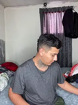 radiant whore x online show from May 25, 7:02 pm