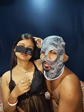 Quotefungirl online show from July 18, 7:16 pm