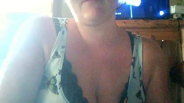 countrycouple7888 online show from May 23, 7:12 pm