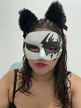 cherrybr01 online show from June 4, 1:11 am