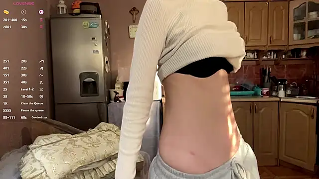 DaphneAmor online show from June 6, 5:41 pm