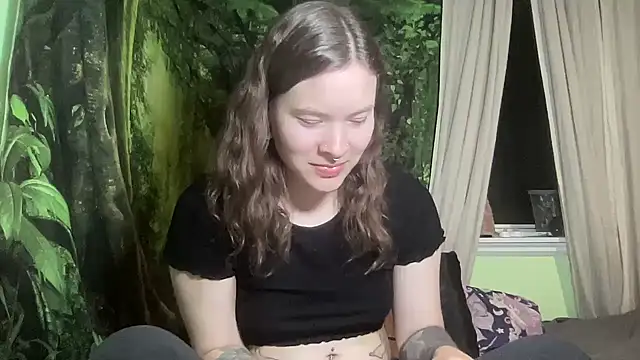 mo0ngoddess online show from February 15, 8:24 am