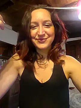 Nicolevellori online show from May 12, 4:32 am