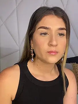 IsabelleMilan online show from June 8, 3:13 pm