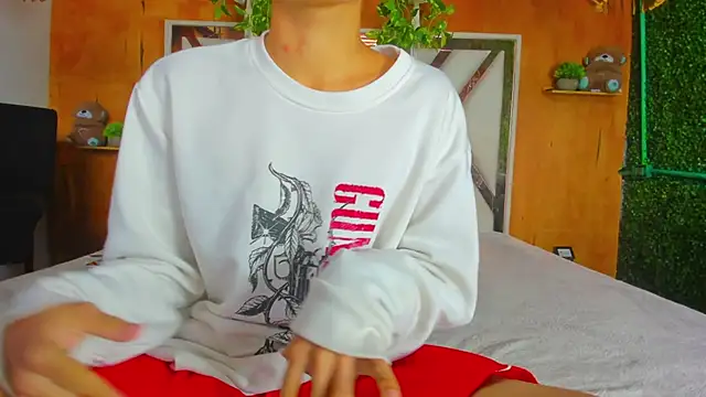 leonix love online show from June 17, 1:01 pm