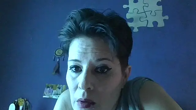 Estrella 40 online show from May 17, 5:01 pm