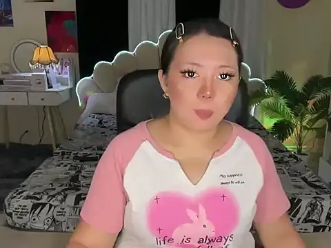 RingMyBelle online show from May 16, 1:10 pm