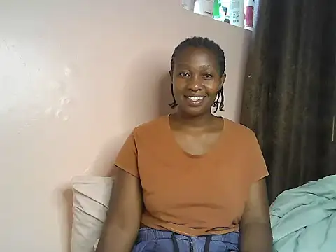 curvy princess1 online show from June 6, 9:15 am