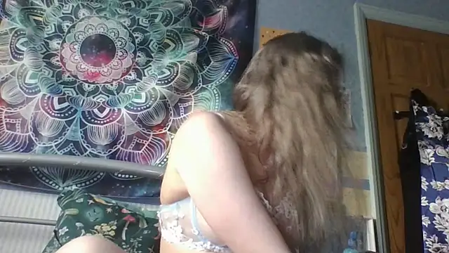 Izzylove47 online show from June 5, 9:26 am