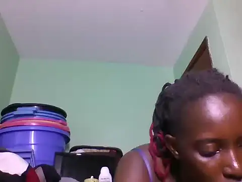 maamypussy online show from May 15, 4:21 pm