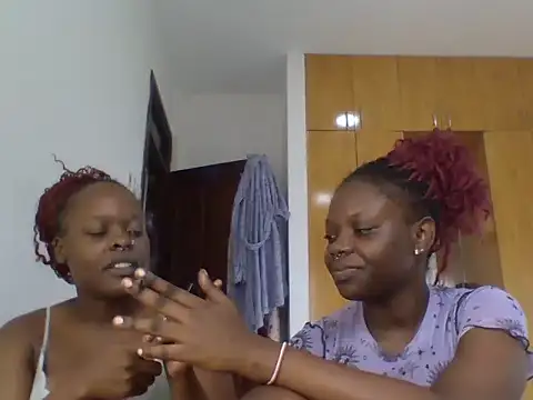 sexybaddies20 online show from June 23, 5:38 am