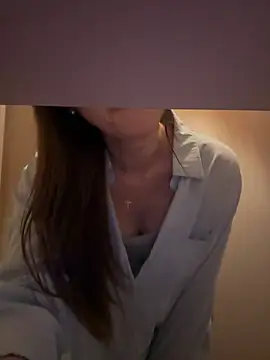 coconayui online show from May 28, 10:24 am
