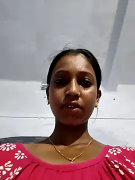 Hot-Dola online show from May 23, 3:43 pm