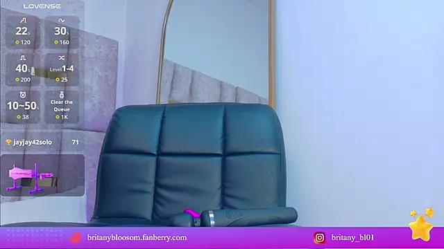 BritanyBlossom online show from May 22, 9:02 pm