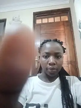 PinkCoochie02 online show from June 8, 6:36 am