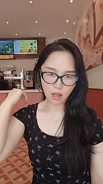 lylxili online show from June 16, 5:52 am